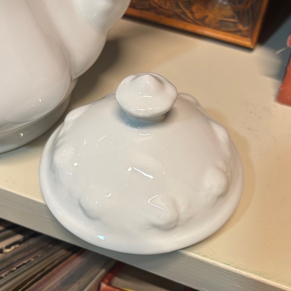 Godinger & Company White Teapot with Rose Border - Picture 6 of 9